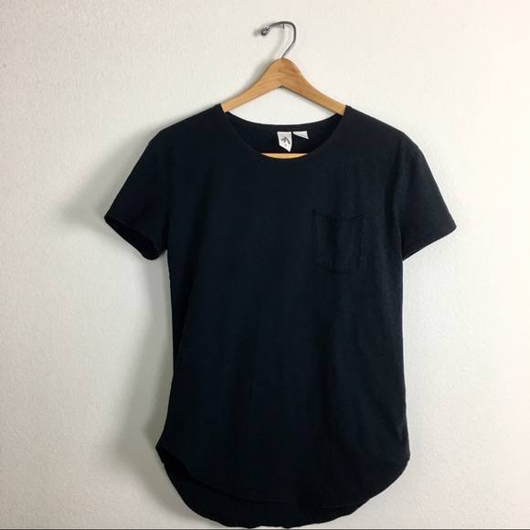 Urban Outfitters Other - UO Three Feathers  Black Tee sz S